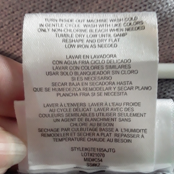 Game of Thrones Winter is Here Sweater - Picture 7 of 7